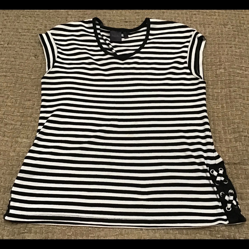 Rafaella tee shirt